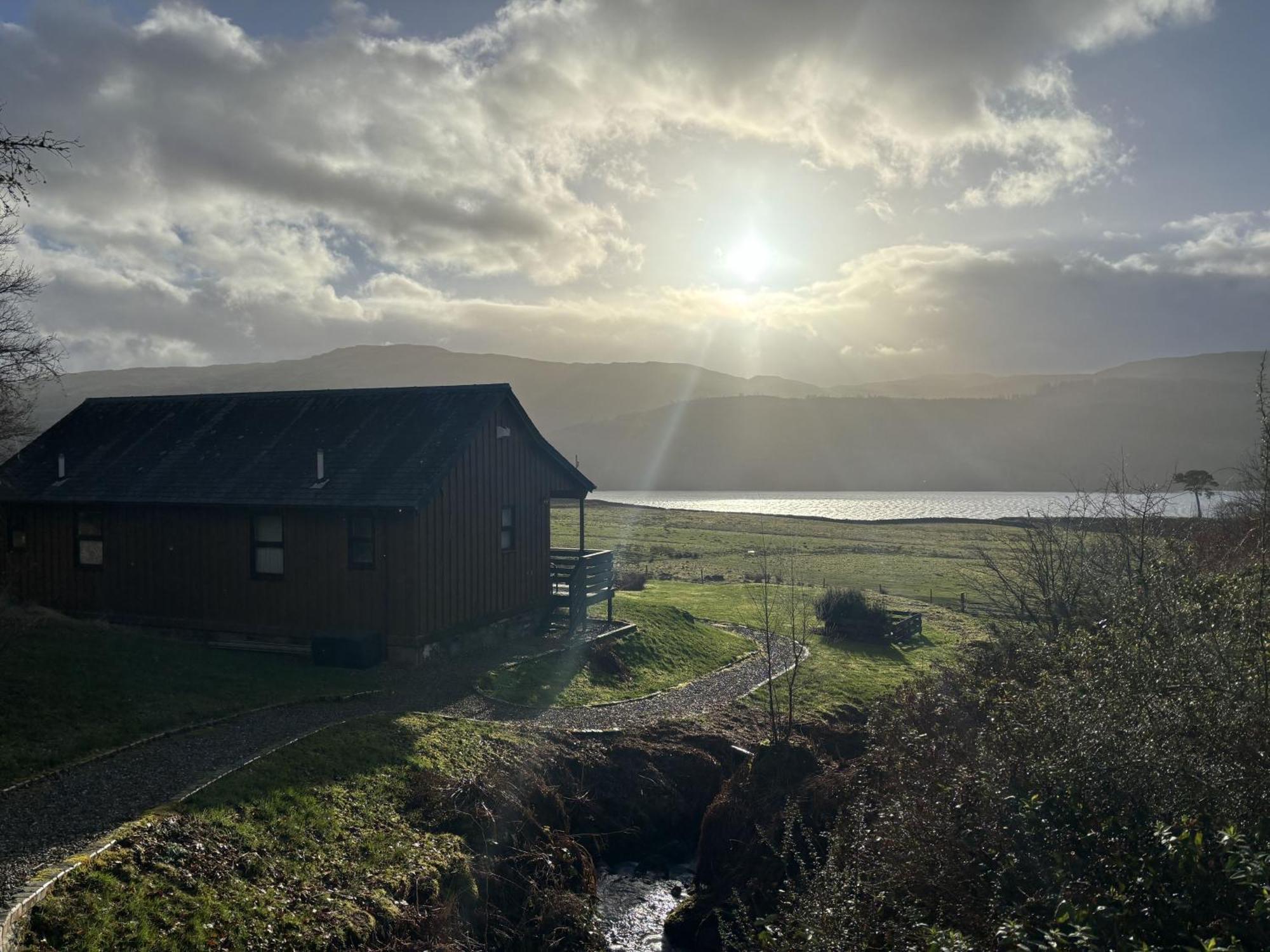 Morenish Mews Kenmore Cottage ภายนอก รูปภาพ